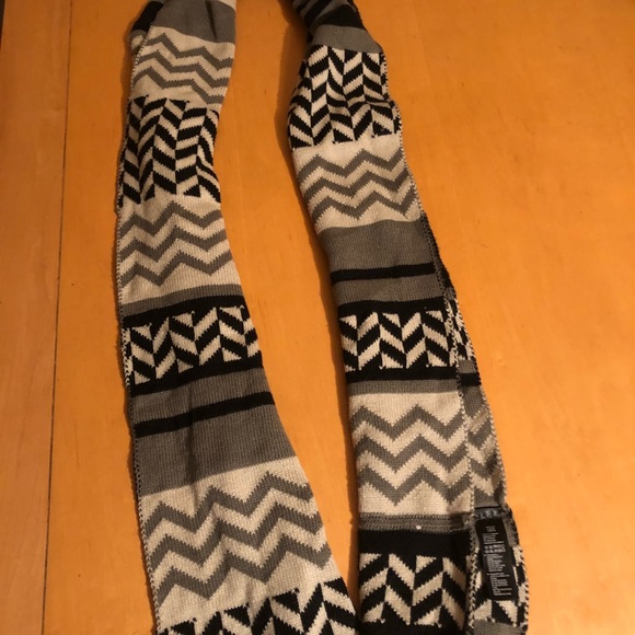 Infinity Scarf - Picture 3 of 3